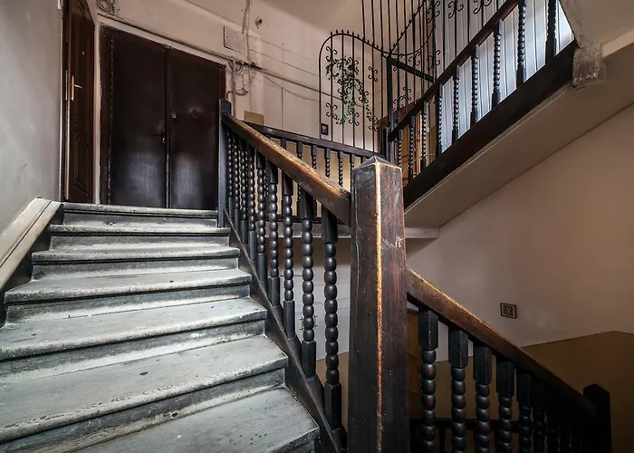 דירה Modern 2br In לבוב